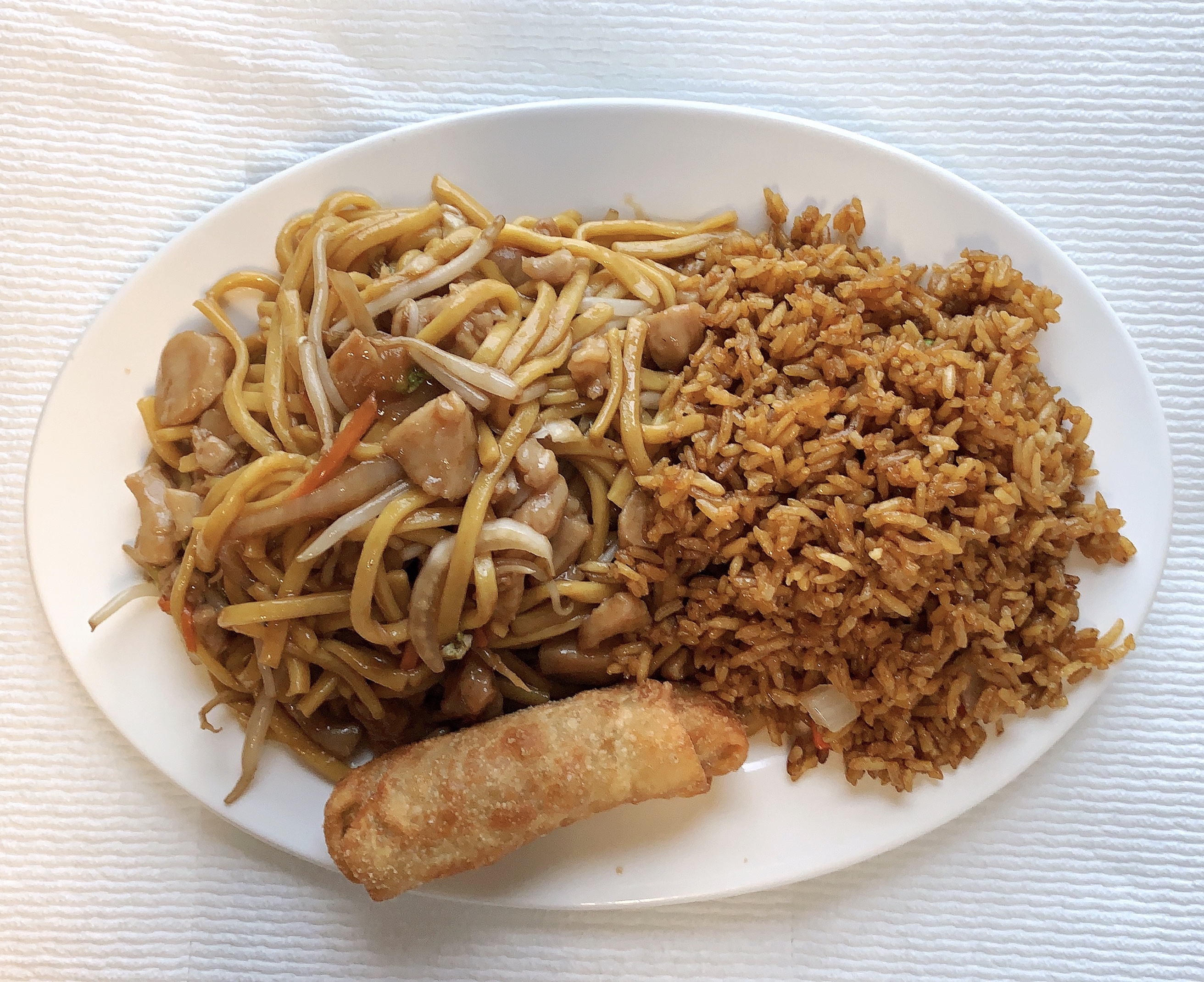 Order Chicken Lo Mein  food online from Hunan House store, Centralia on bringmethat.com