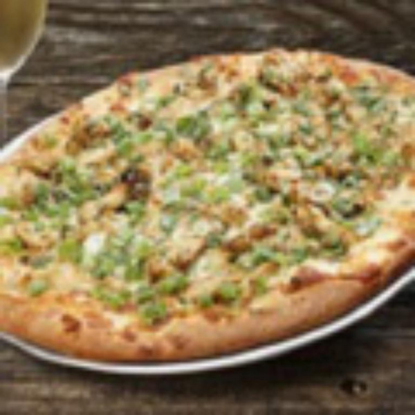 Order Kickin' Chicken Pizza food online from Extreme Pizza store, San Rafael on bringmethat.com