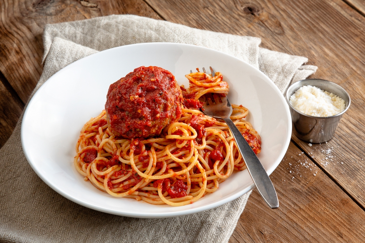 Order Kids' Spaghetti & Giant Meatball food online from Detroit Pizza Works store, Nashua on bringmethat.com
