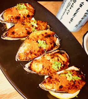 Order Green Mussel food online from Sakana Japanese Sushi & Grill store, La Canada Flintridge on bringmethat.com