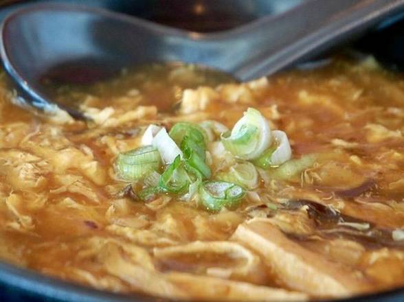 Order Hot and Sour Soup  Small ♨️ food online from Fire Bowl Cafe store, Sunset Valley on bringmethat.com