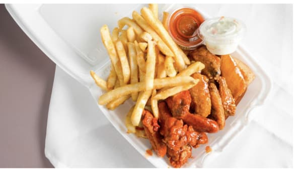 Order Buffalo Wings Dinner food online from Sharks Fish & Chicken store, Gary on bringmethat.com