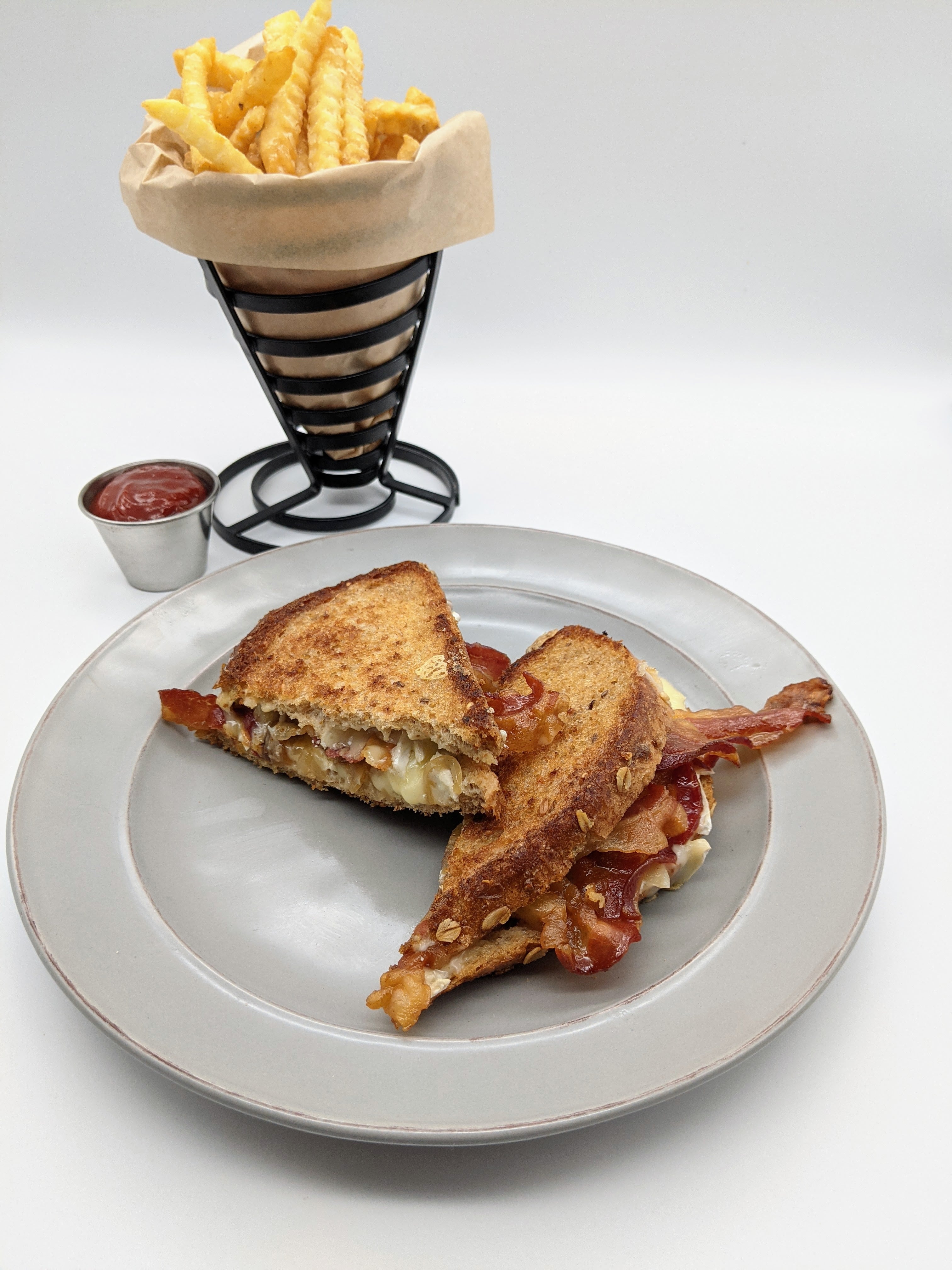 Order Bacon Brie Melt - Half food online from Ithaca Ghost Kitchen store, Ithaca on bringmethat.com