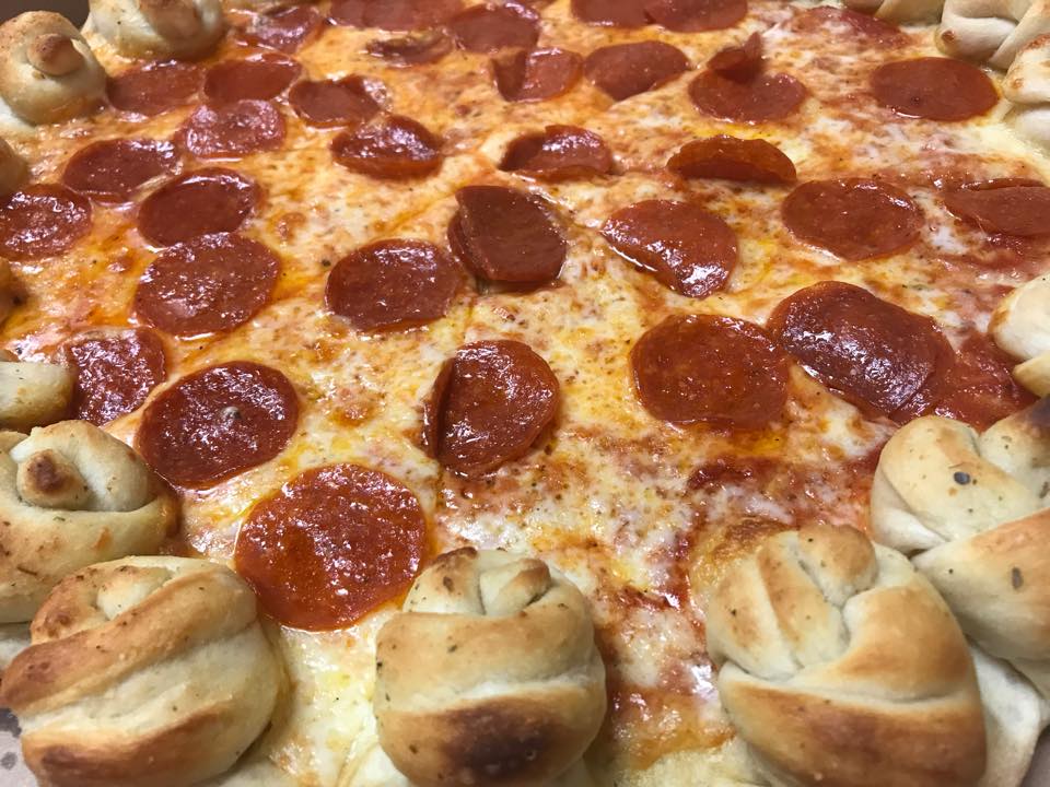 Order 10" Personal Traditional Pizza food online from Franco's store, Wilkes Barre on bringmethat.com
