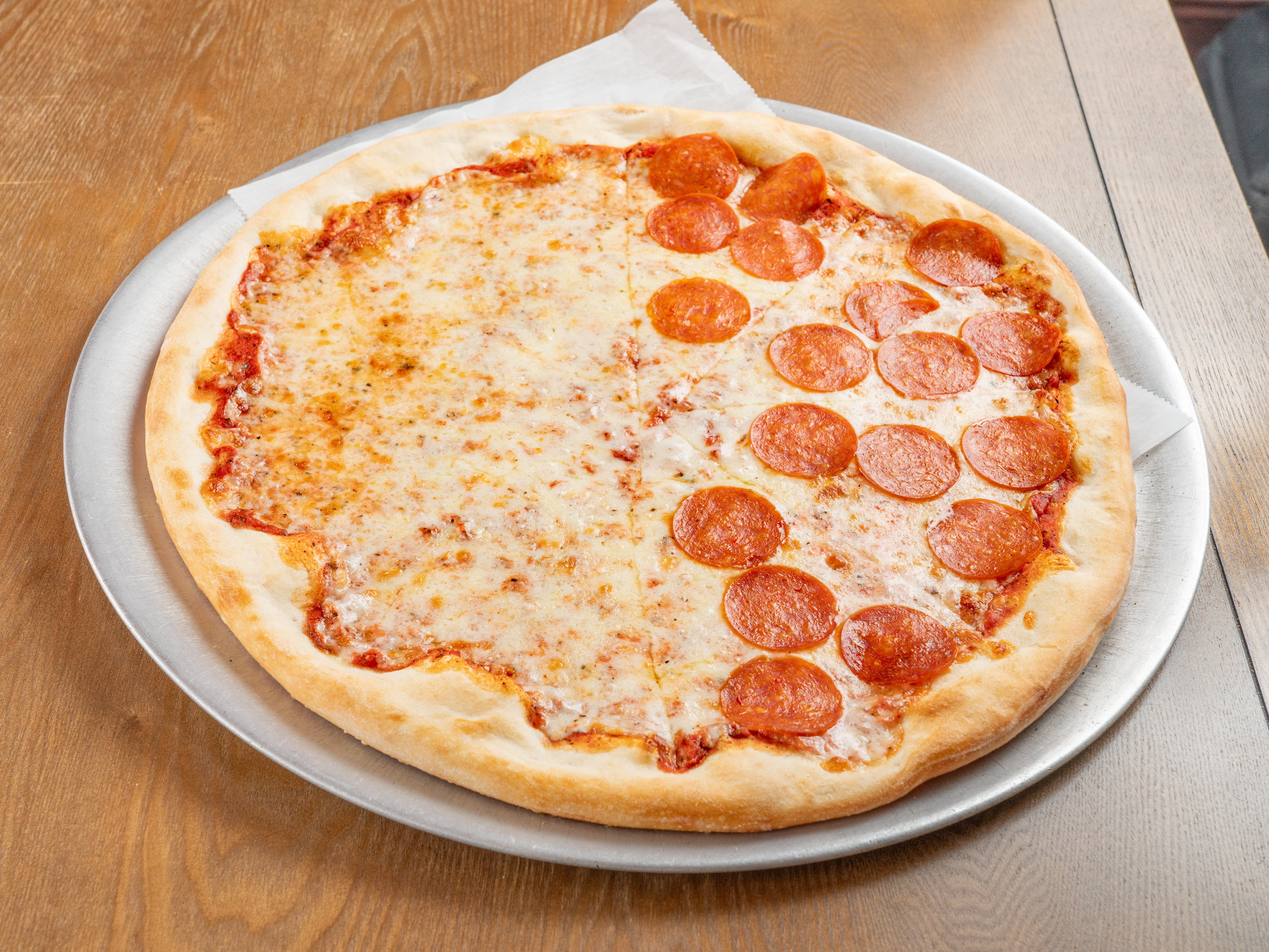 Order Pepperoni Pizza food online from Giovanni Iv store, Yonkers on bringmethat.com