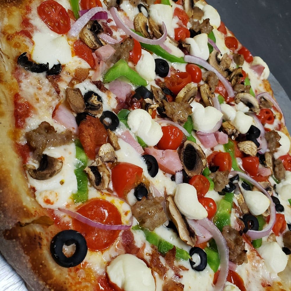 Order New York All Star Pizza - Medium 12'' (Serves 2 People) food online from NYP Slice House store, Las Cruces on bringmethat.com