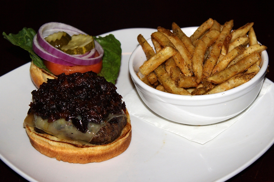 Order Bacon Jam Burger food online from Three Kings Public House store, St Louis on bringmethat.com