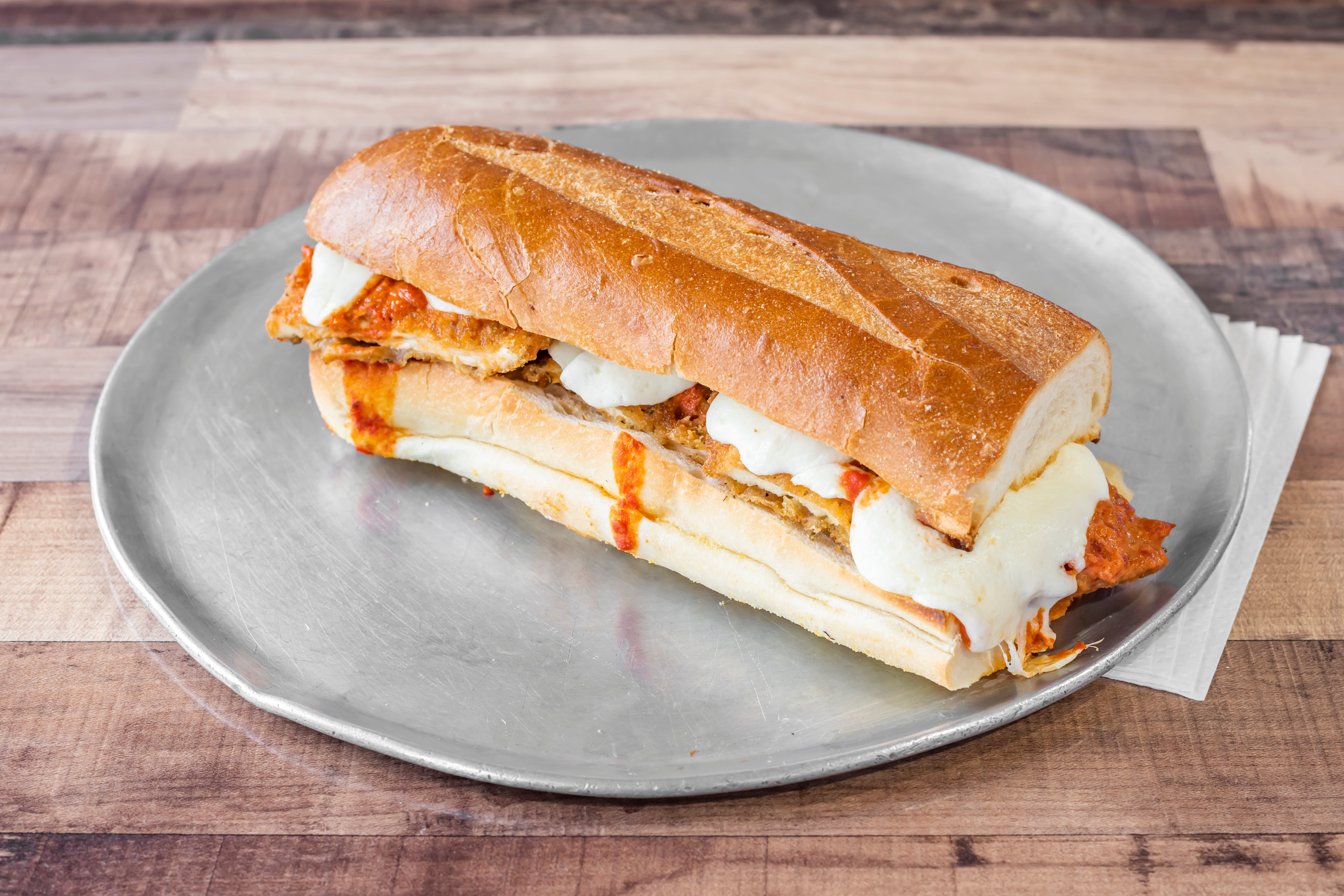 Order Drunken Chicken Sub - Half 8'' food online from Pasquales Pizzeria store, Wall Township on bringmethat.com