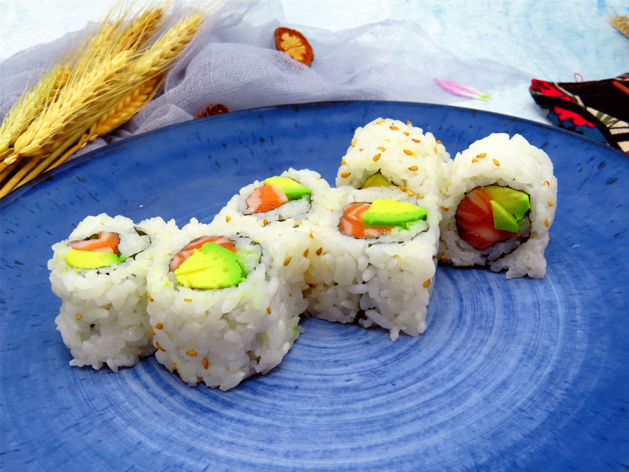Order R18. Salmon Avocado Roll food online from Peking Express store, South Ozone Park on bringmethat.com