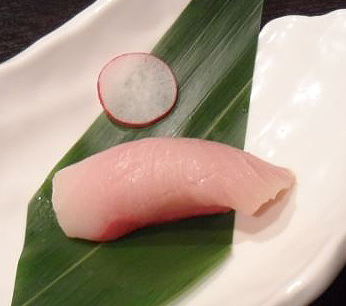Order G4. Yellowtail Sushi food online from Icho Izakaya Fusion Cuisine store, Temple City on bringmethat.com