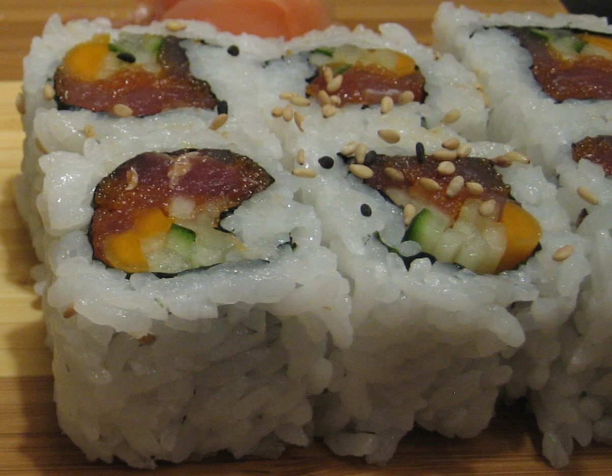 Order Spicy Tuna Roll food online from Bento Asian Bistro store, Indianapolis on bringmethat.com