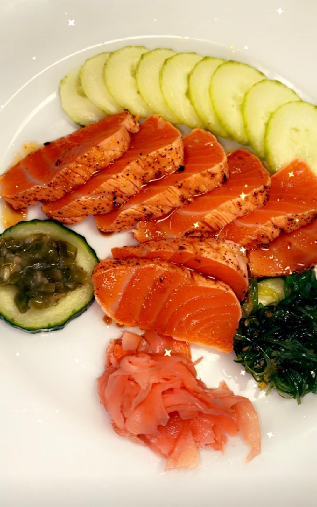 Order Seared Salmon Sashimi (7 Piece) food online from 760 Sushi Bros store, Victorville on bringmethat.com