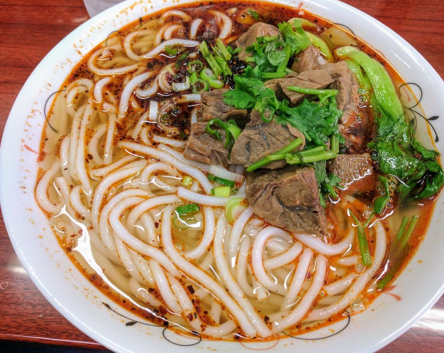 Order A1. Beef Rice Noodle牛肉粉 food online from Burp Bowl Cafe store, New York on bringmethat.com