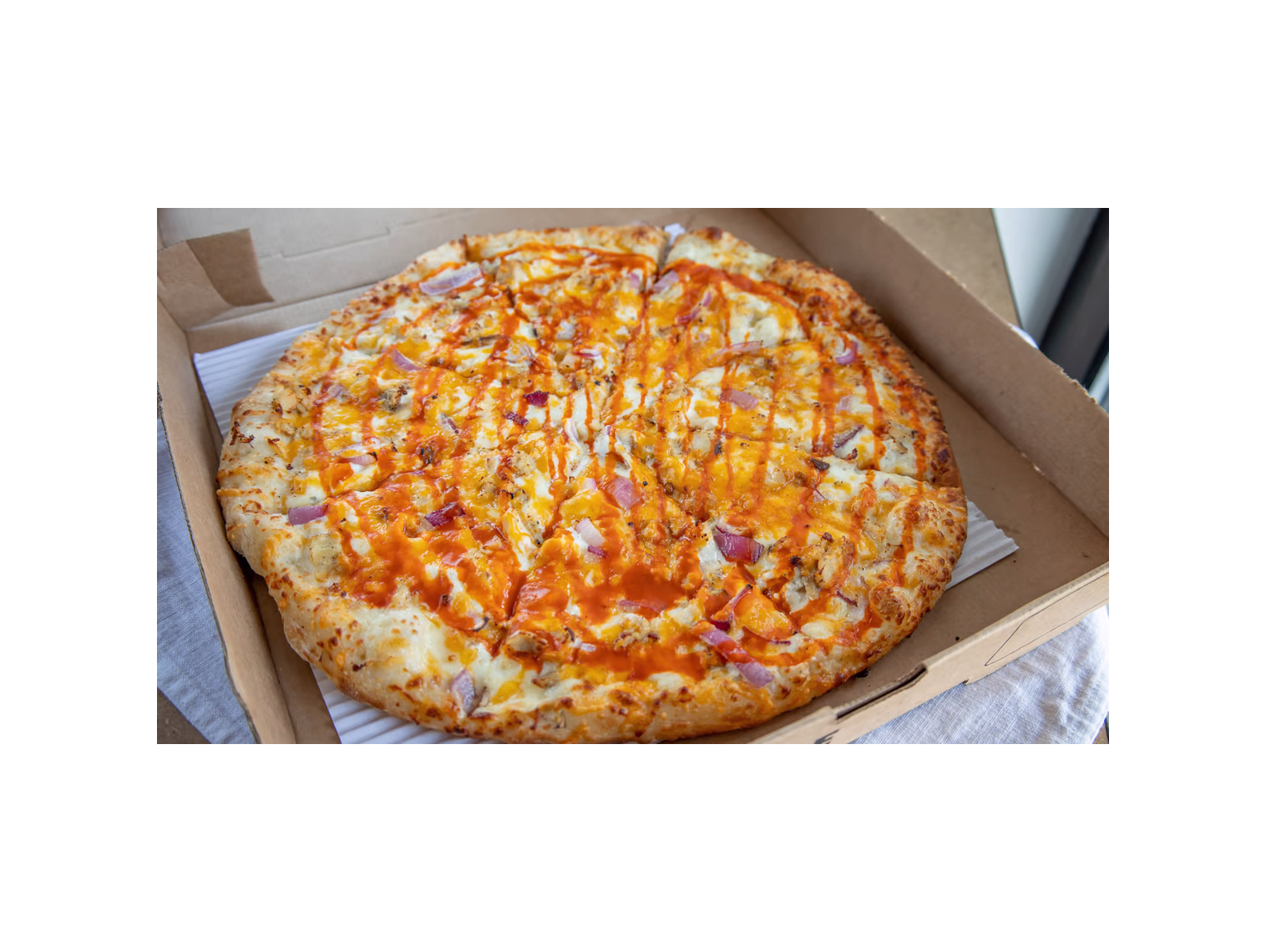 Order Buffalo Chicken (10") food online from Cousin Vinny's Pizza store, Dayton on bringmethat.com