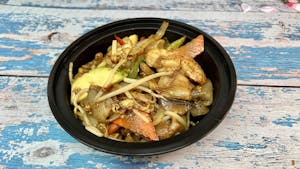 Order Yellow Noodle food online from Asian thai 2 go store, Dallas on bringmethat.com