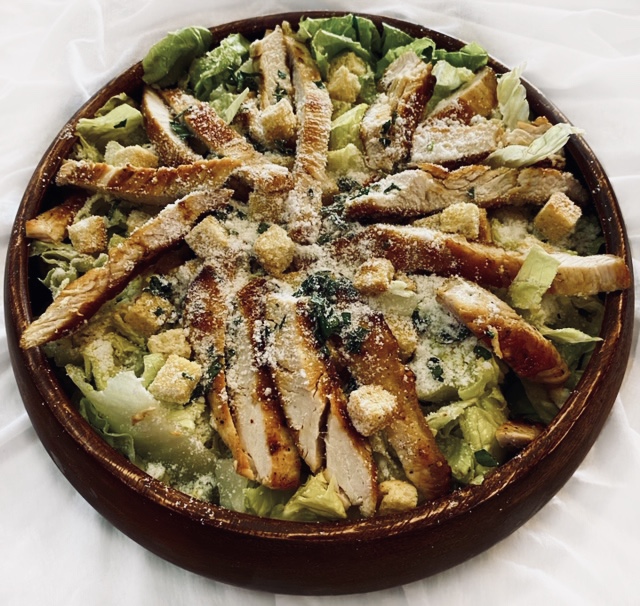 Order Caesar Salad with Grilled Chicken food online from Bergenline Pizza store, Union City on bringmethat.com