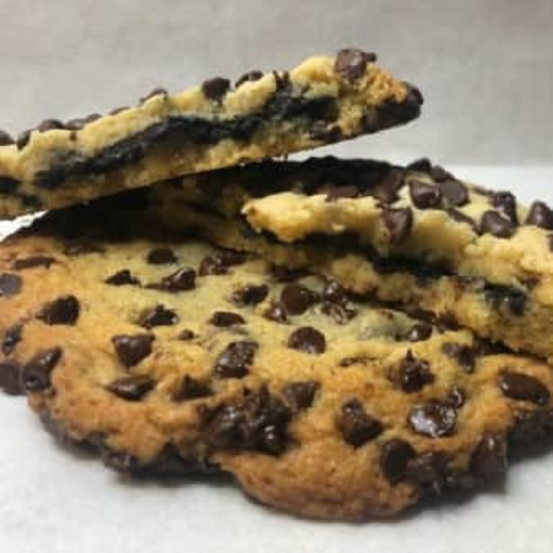 Order Oreo Stuffed Choc Chip food online from Woodchips Express store, Oxford Charter Township on bringmethat.com