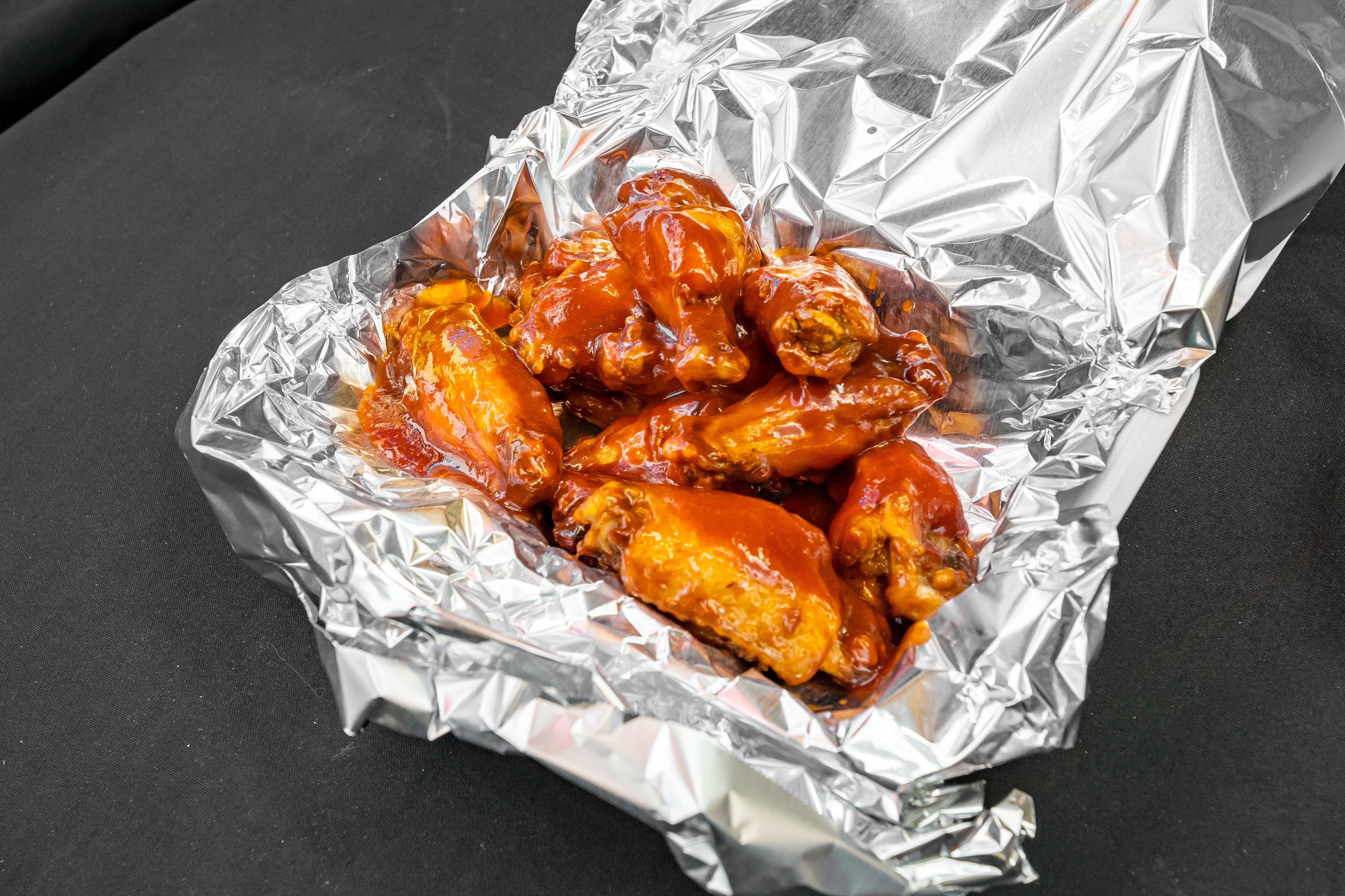 Order Chicken Wings - Small (3 Pieces) food online from Eds Pizza store, Philadelphia on bringmethat.com