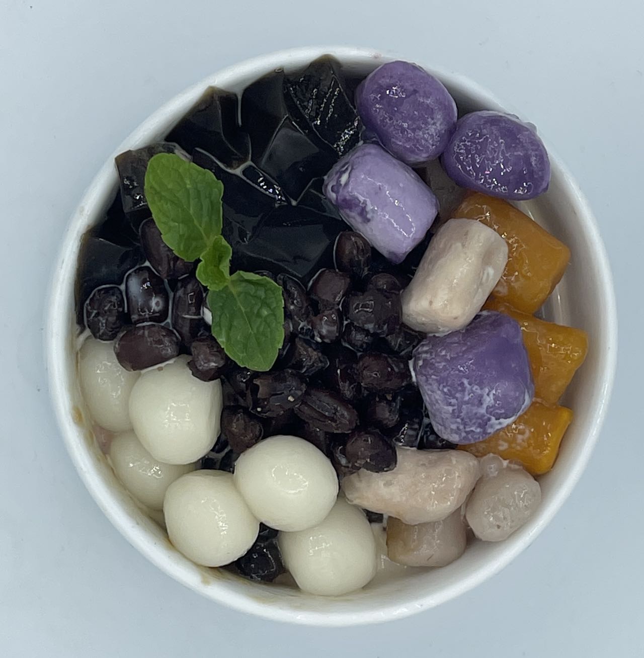 Order T2 Grass Jelly/ Red bean/Rice Balls food online from Sweet Mango Dessert Cafe store, San Francisco on bringmethat.com