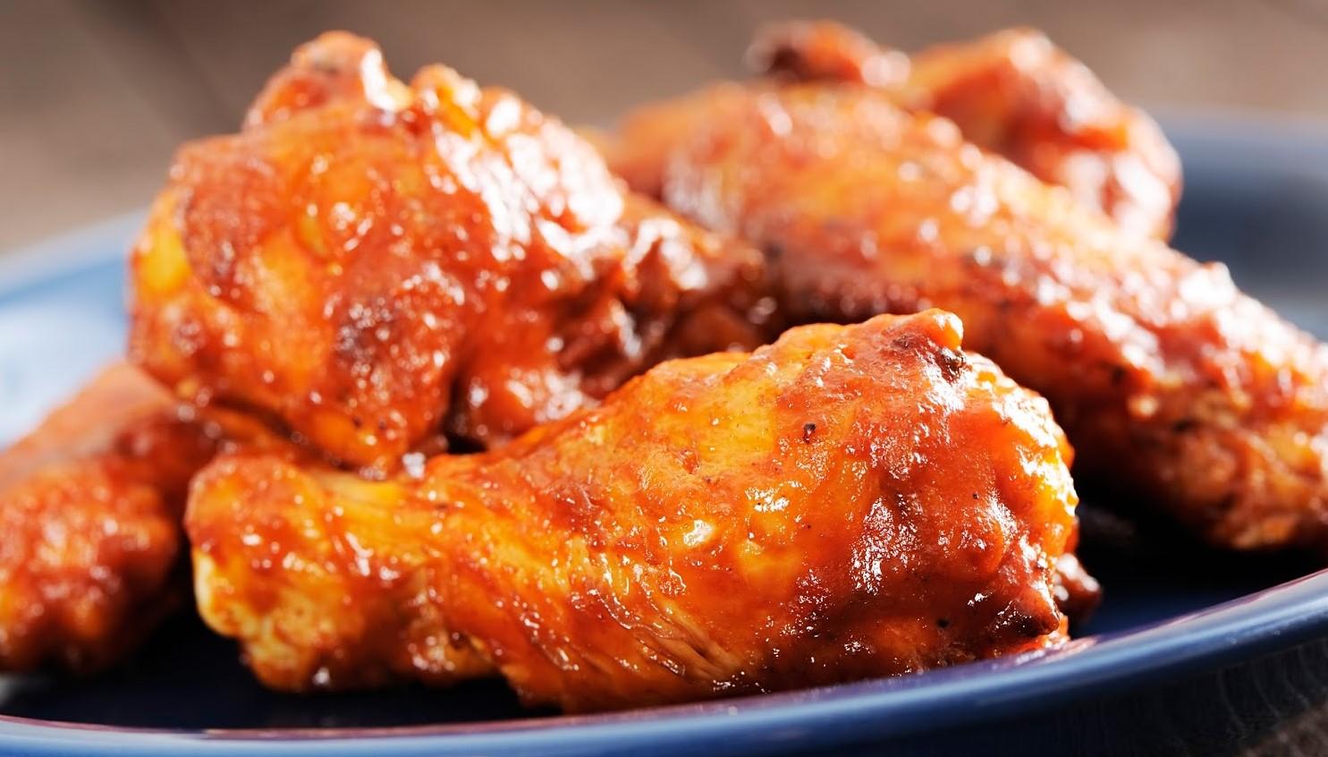 Order 5 Piece Chicken Wings side veggies & ranch food online from Tacos And Wings store, Sunland on bringmethat.com