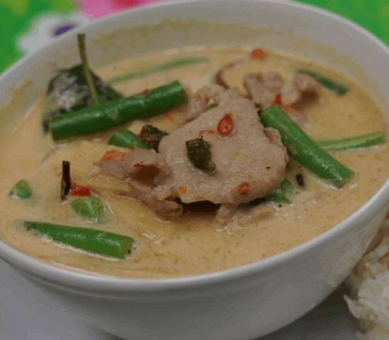 Order C2 Green Curry * food online from Thep Thai store, Spring on bringmethat.com