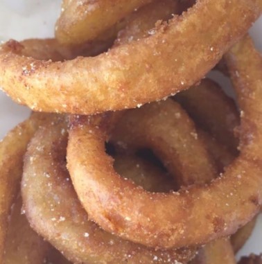 Order Onion Rings food online from Ye Ole Fashioned Ice Cream & Sandwich Cafe store, Mount Pleasant on bringmethat.com