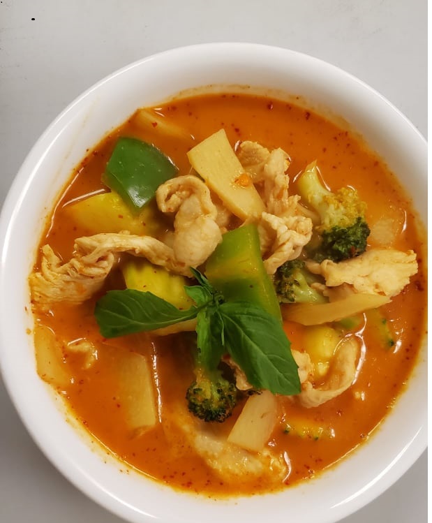 Order (GF) Red Curry food online from Bhan Thai store, Colorado Springs on bringmethat.com