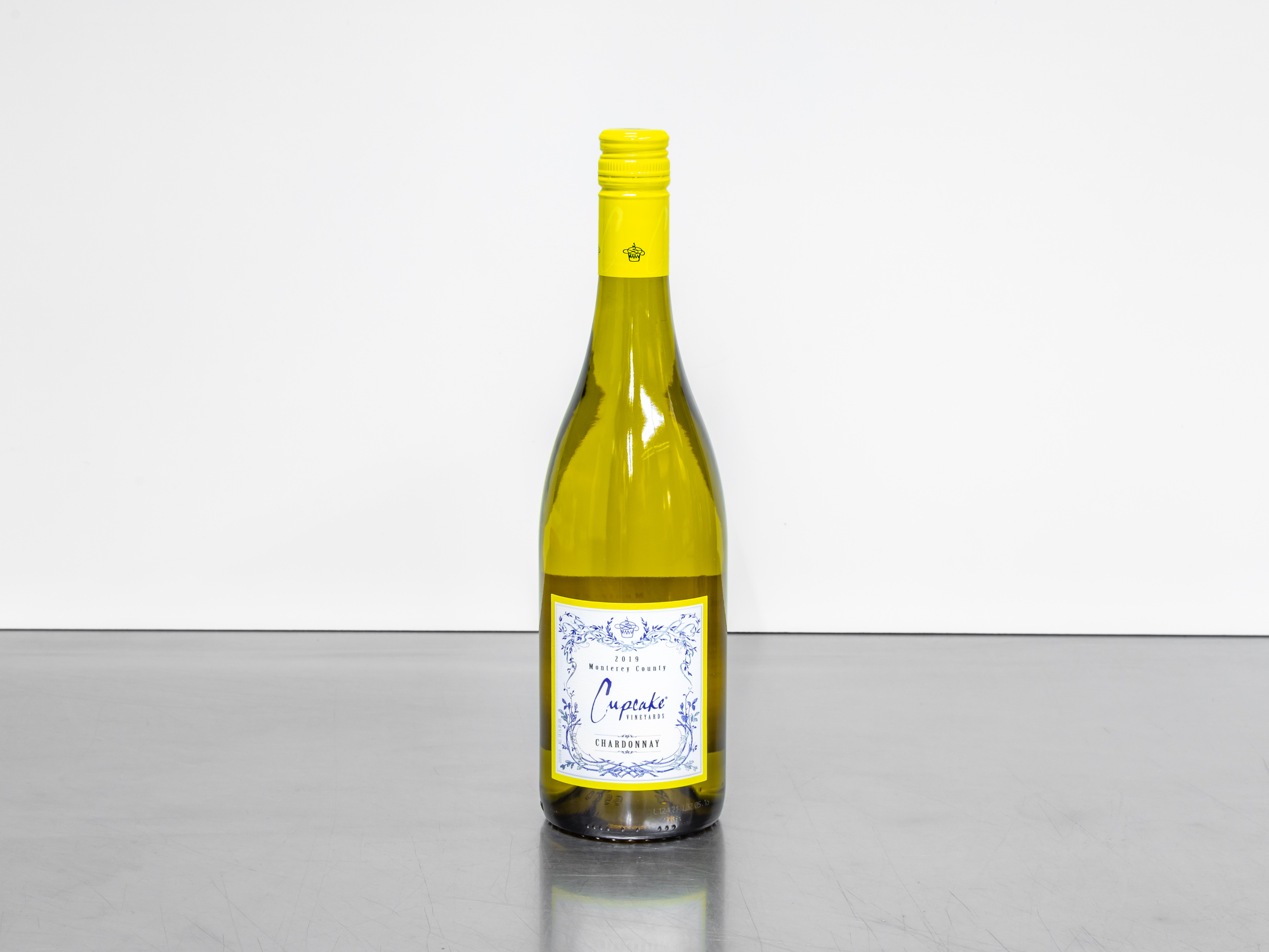 Order Cupcake Vineyards 2019 Chardonnay 750 ml.  food online from In The Zone V store, Phoenix on bringmethat.com