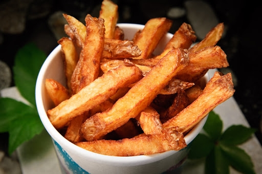 Order Basket of Fries food online from Guppy's Good Times store, Conshohocken on bringmethat.com