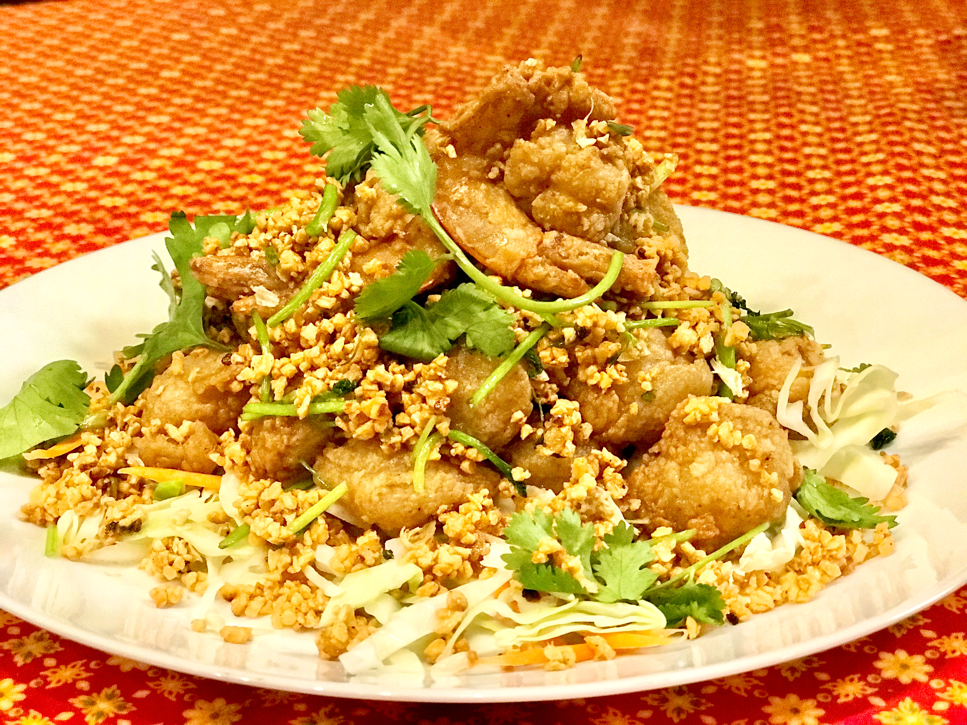 Order Shrimp&Scallops with garlic pepper  food online from Thai Food to Go store, Las Vegas on bringmethat.com