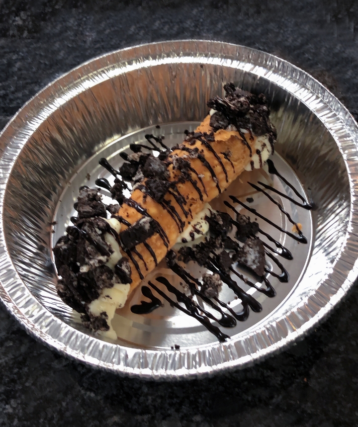 Order Oreo Cannoli food online from Imposto Restaurant and Pizza store, Hoboken on bringmethat.com
