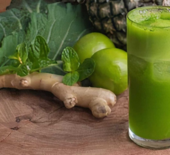 Order 12oz Detox Juices for Weight loss - Green Juice food online from Caffe Bene store, Jackson Heights on bringmethat.com