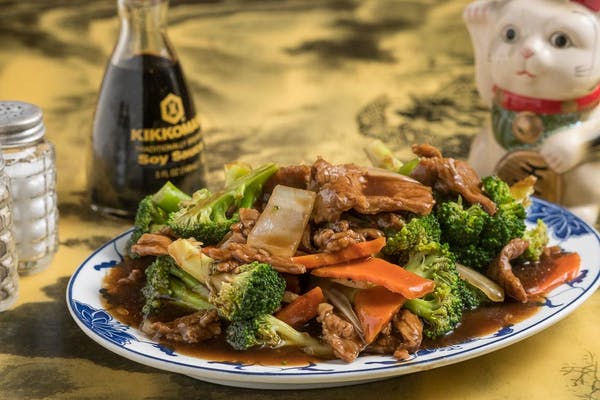Order Beef with Mixed Vegetable 什锦牛 food online from Oriental Garden store, Lyndhurst on bringmethat.com