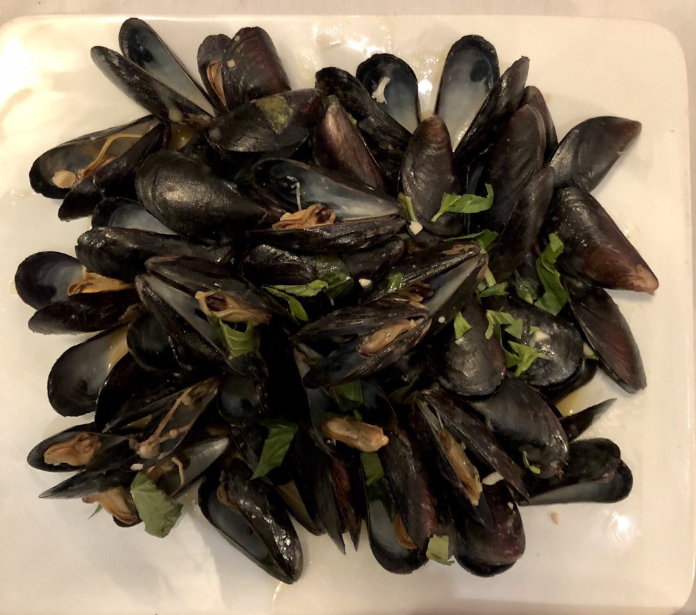 Order Mussels food online from Toskana Pizzeria Restaurant Cafe store, Little Neck on bringmethat.com