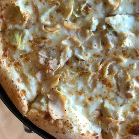 Order The Alfredo Pizza food online from Soulshine Pizza store, Flowood on bringmethat.com