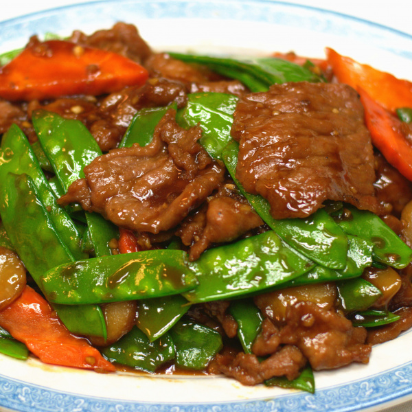 Order Beef with Snow Peas food online from Red Lantern Chinese Cuisine store, Glendora on bringmethat.com