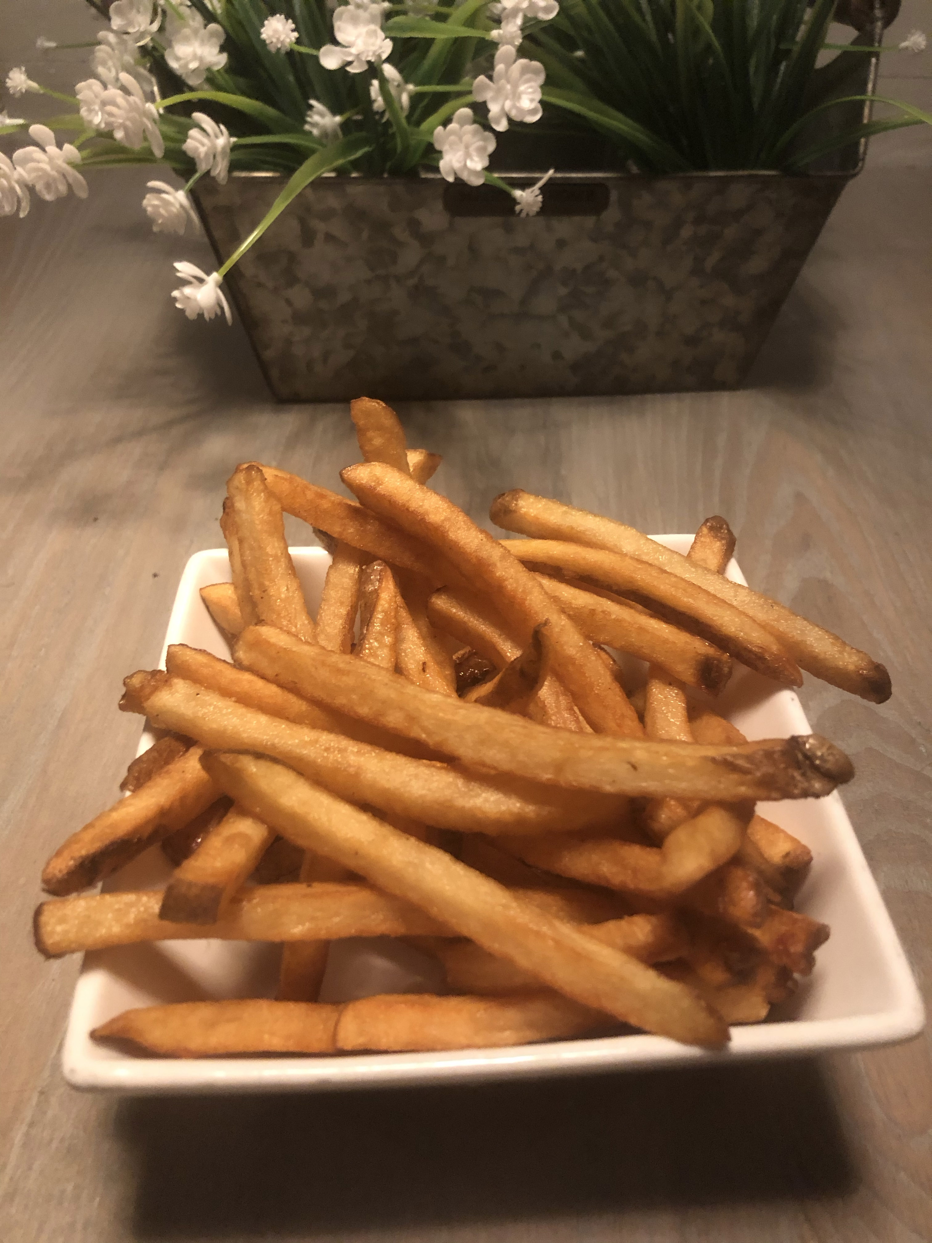 Order House Fries food online from Hollys Diner store, charlottsville on bringmethat.com