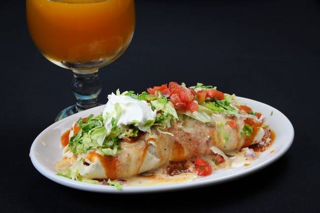 Order Burrito Ranchero food online from Cuco Taqueria store, Columbus on bringmethat.com