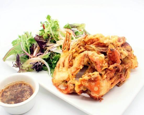 Order GARLIC BUTTER SOFT-SHELL CRAB food online from Kim Son Cafe  store, Houston on bringmethat.com