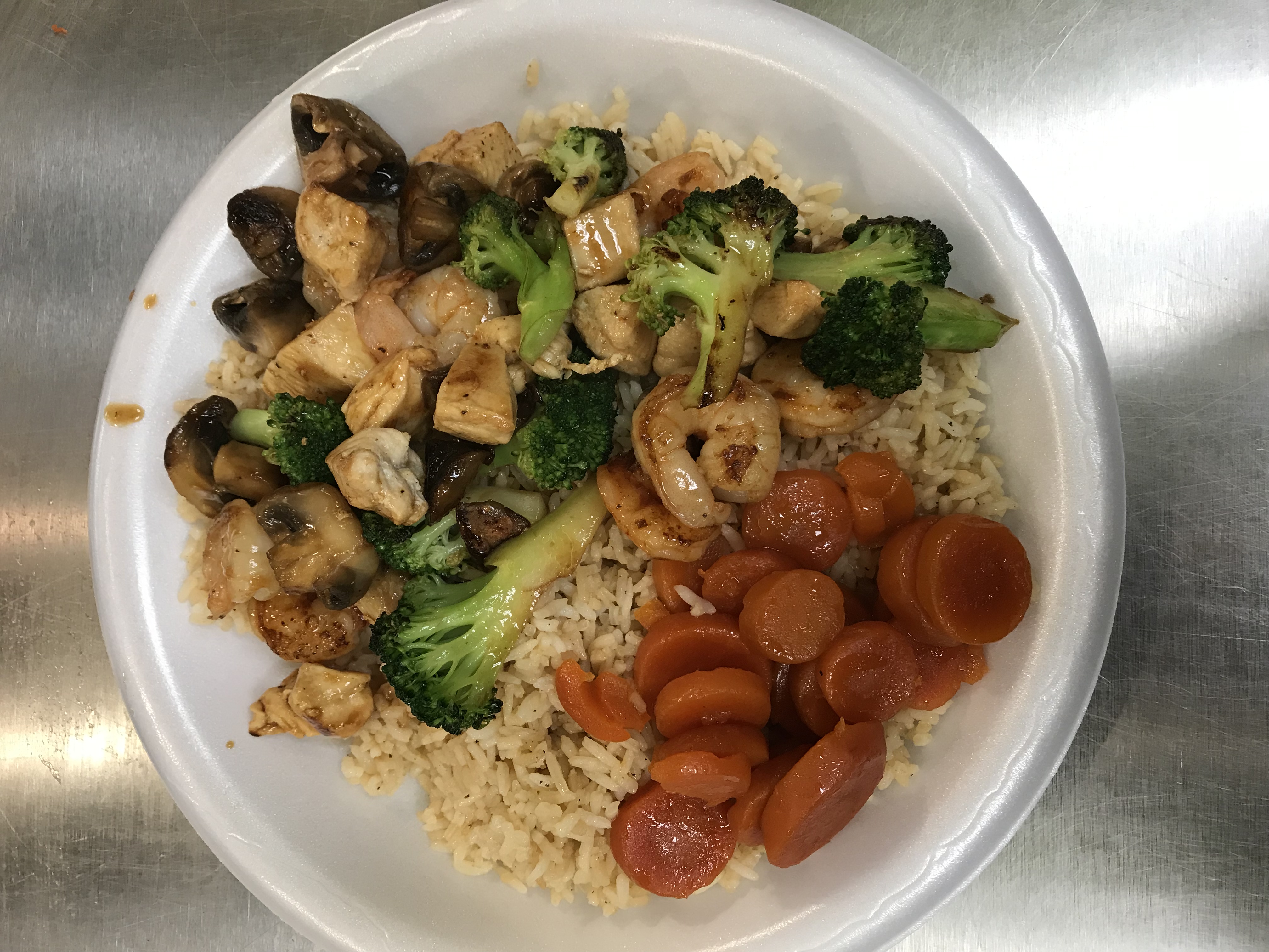 Order Shrimp and Chicken with Broccoli and Mushrooms food online from Tokyo Express store, Greensboro on bringmethat.com
