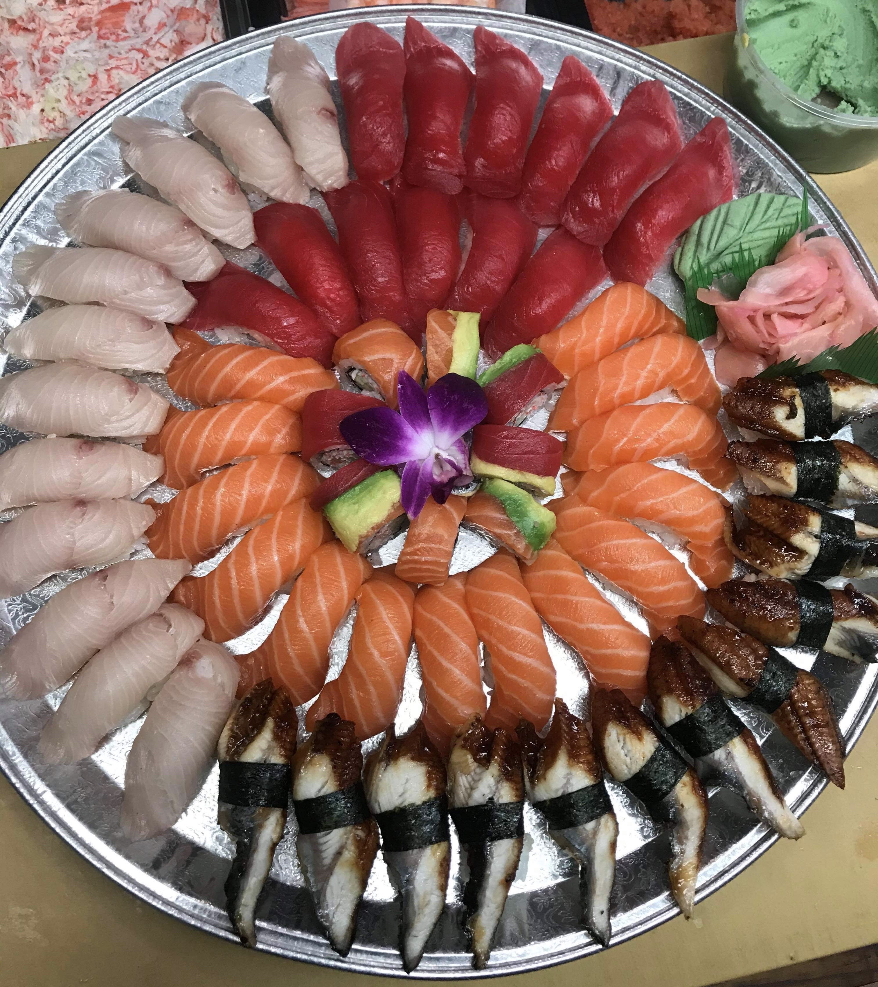 Order SS3 food online from Suguni Sushi store, Chicago on bringmethat.com