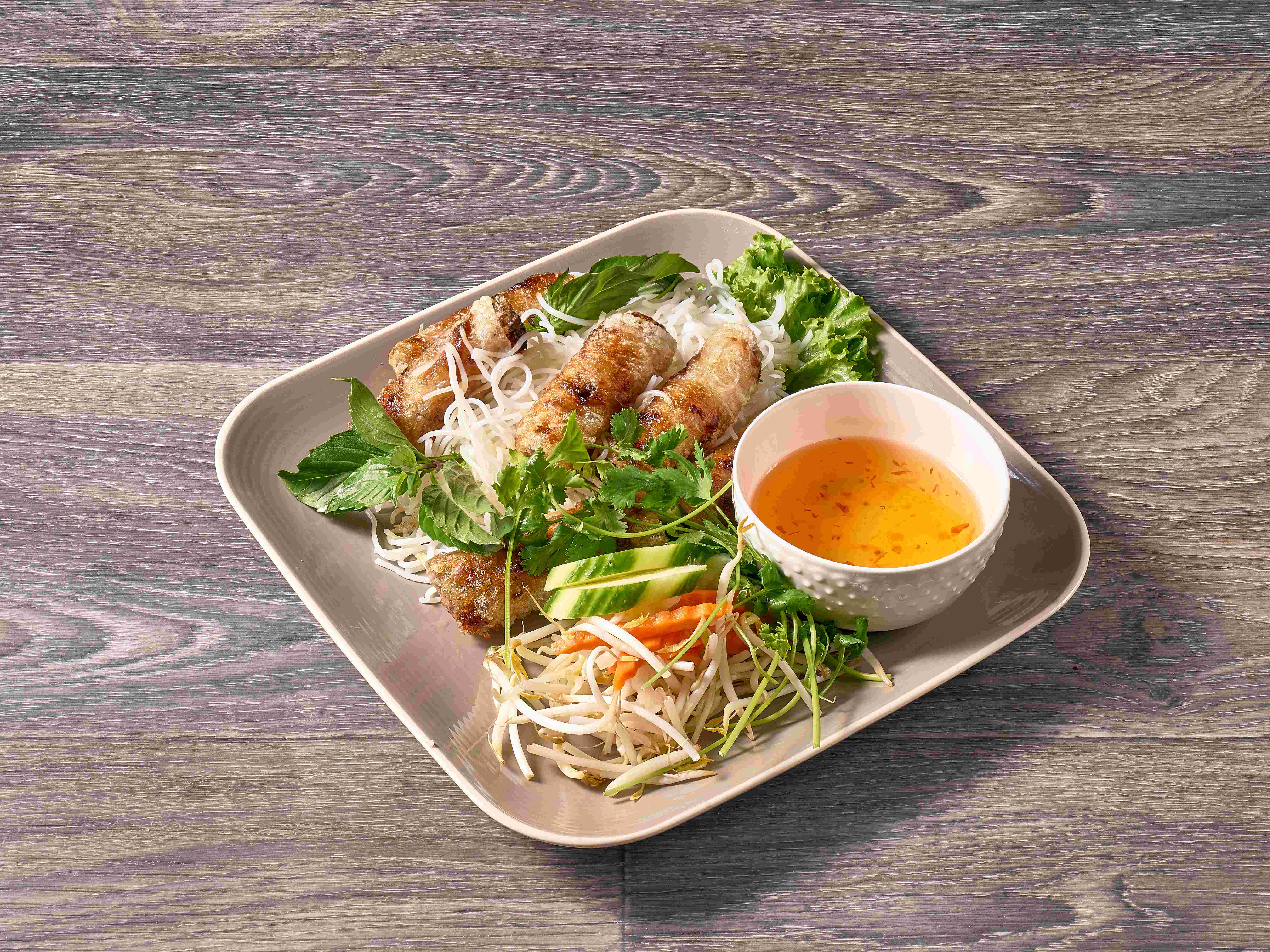 Order A4. Vietnamese Egg Rolls food online from Pho 89 store, Denver on bringmethat.com