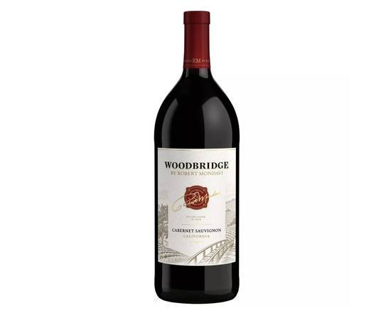 Order Woodbridge Cabernet Sauvignon, 1.5L red wine (13.5% ABV) food online from Cold Spring Liquor store, Liberty Hill on bringmethat.com