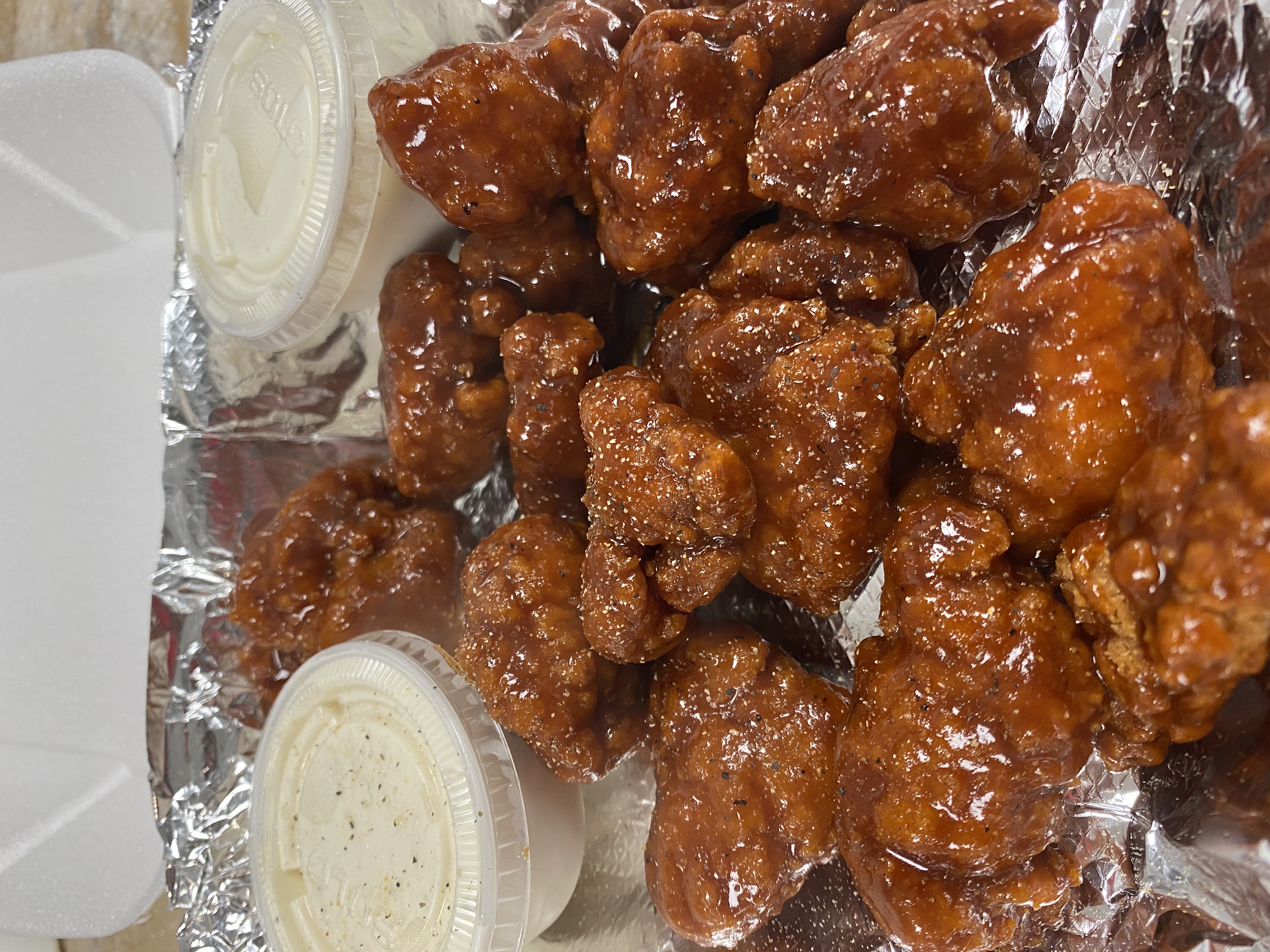 Order Boneless Chicken Wings food online from Mamamia Kitchen store, San Diego on bringmethat.com