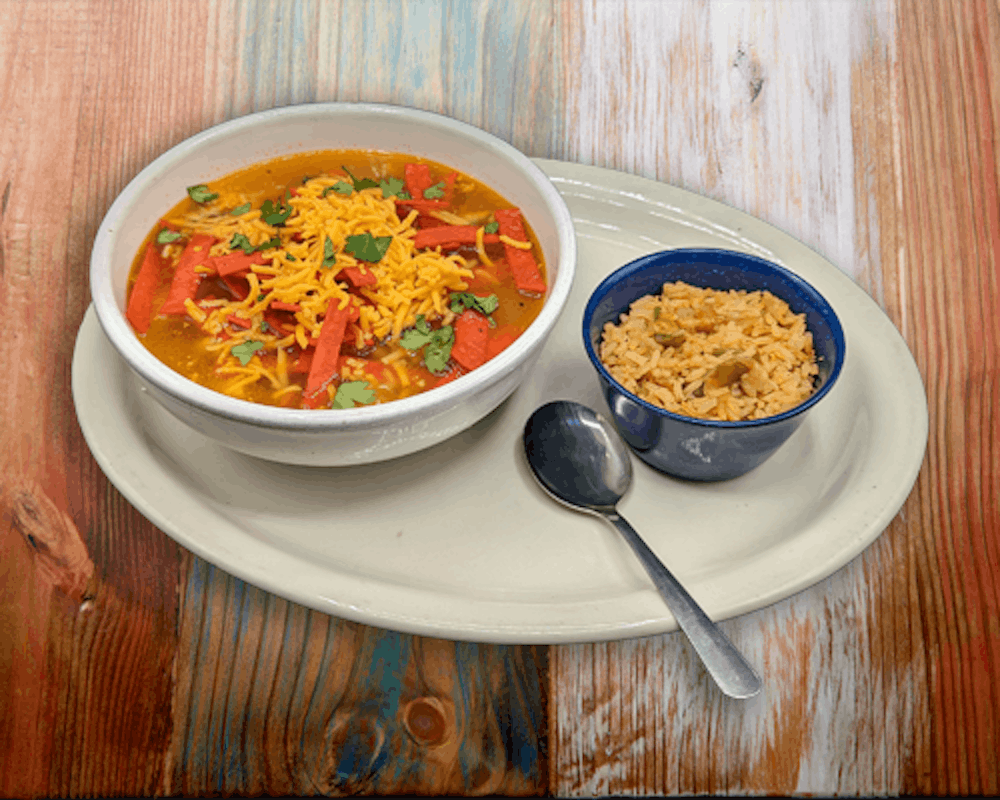 Order Tortilla Soup food online from Willie's Grill & Icehouse store, Jersey Village on bringmethat.com