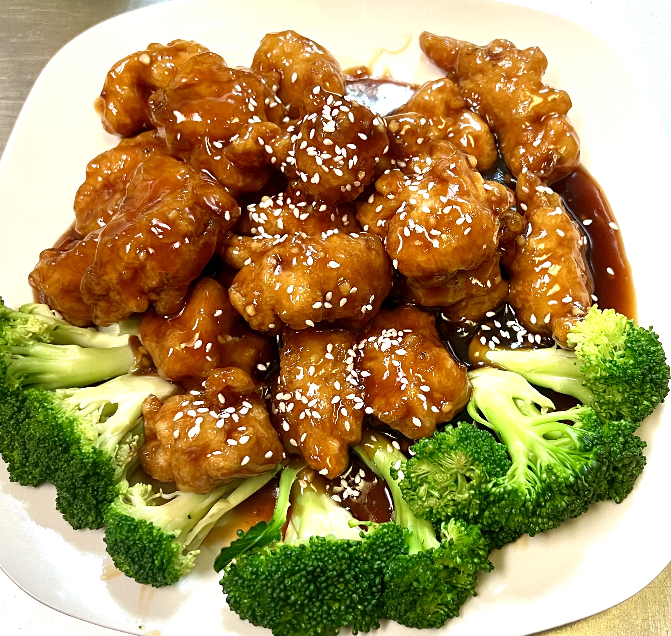 Order Sesame Chicken food online from Hunan Express store, Ballwin on bringmethat.com