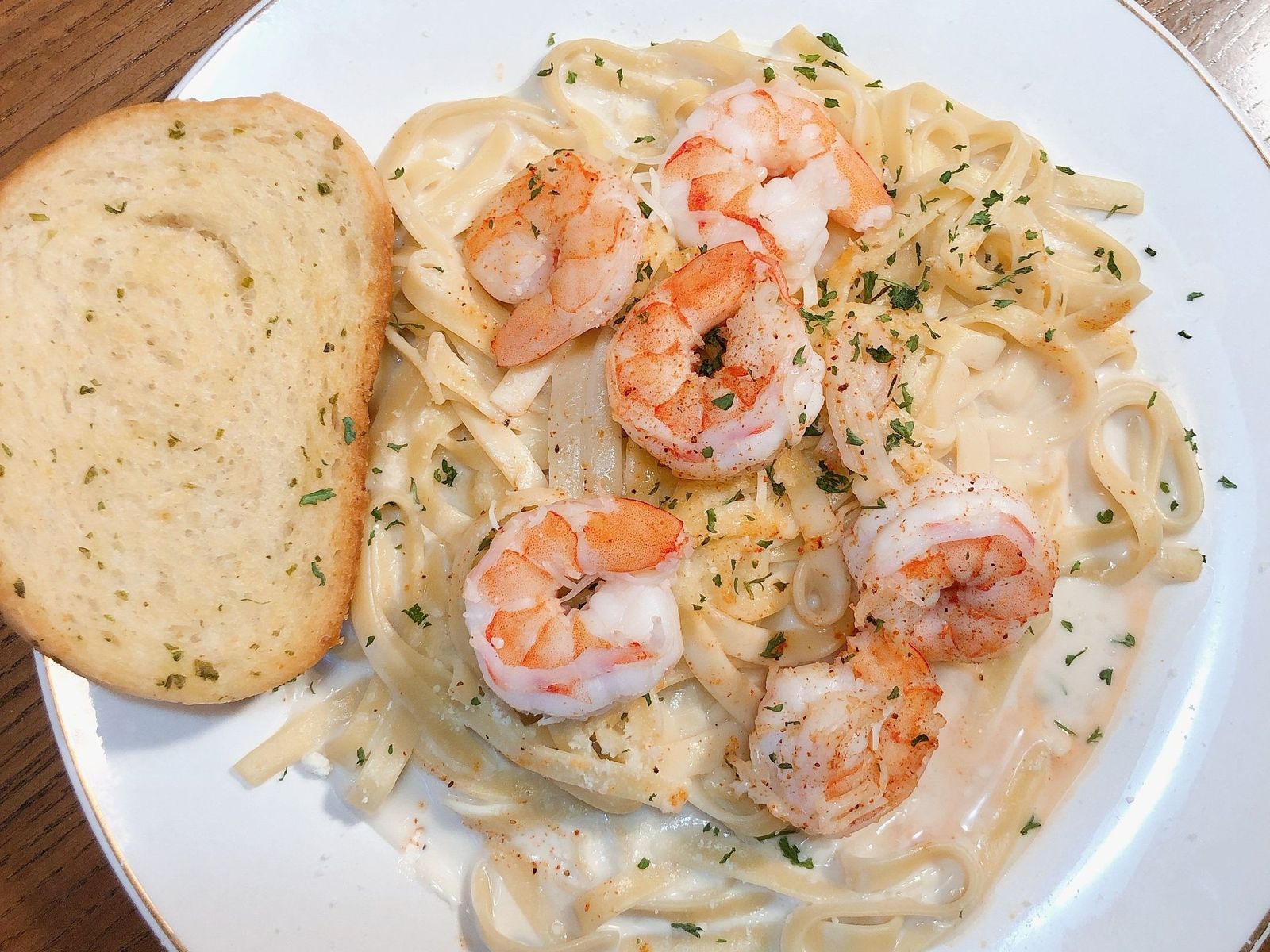 Order Shrimp Pasta food online from Juicy Seafood store, Clarksville on bringmethat.com