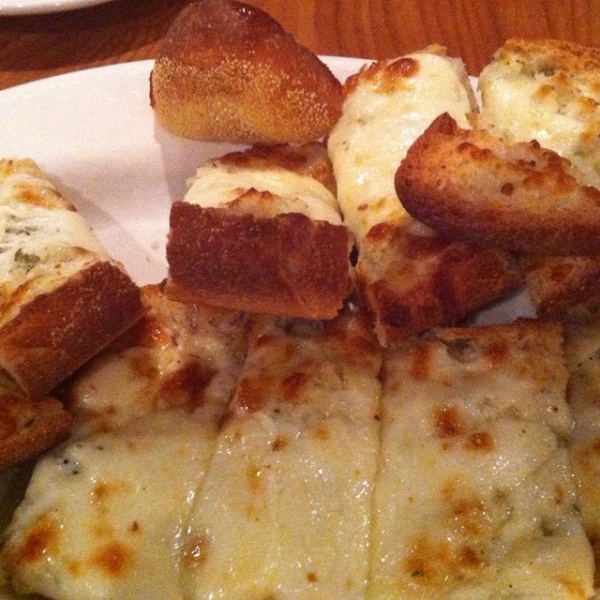 Order Garlic Bread food online from Philadelphia Style Pizza store, Pikesville on bringmethat.com