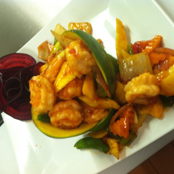 Order 90. Mango Shrimp food online from Tasty Fusion store, Lyndhurst on bringmethat.com