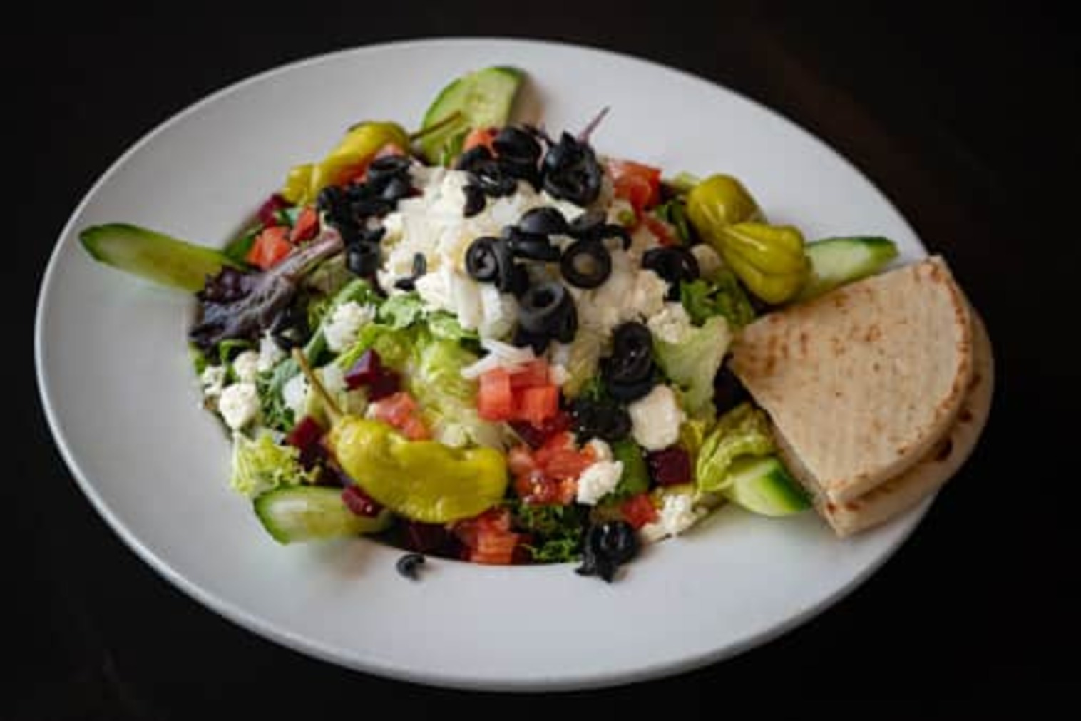 Order GF Greek Salad food online from 15th Street Tavern store, Clarkston on bringmethat.com